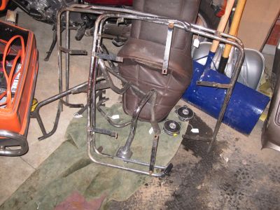 Saddlebag crash guard
Keywords: 1984;goldwing;gl1200;saddle;bag;aftermarket